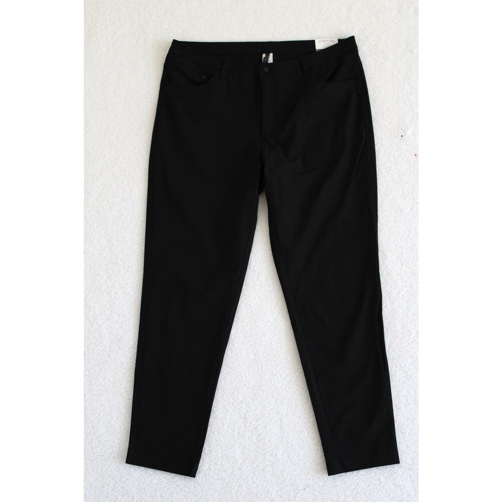 NWT Gaiam Mens Commuter Pants 36x30 Black Casual Active Lightweight
